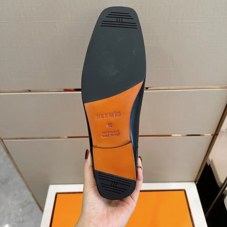 Hermes Shoe 